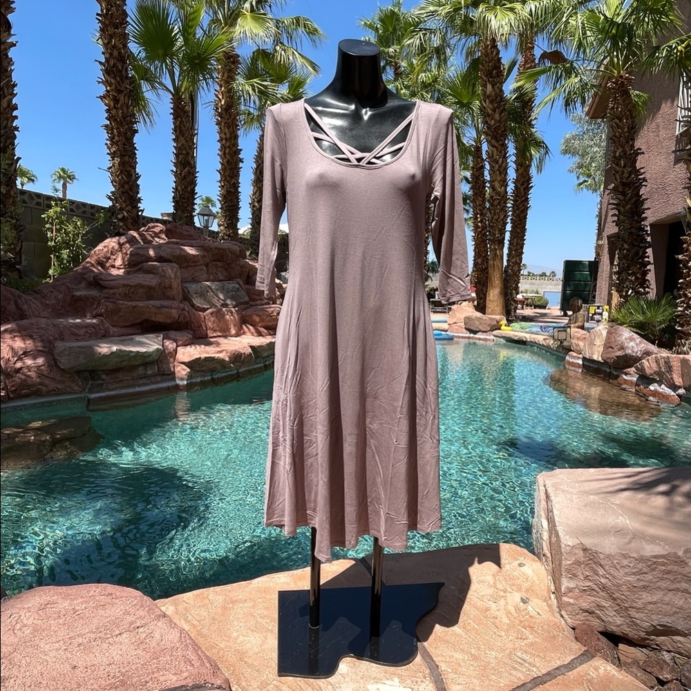 Brand New Annabelle Women's Short Sleeve A Line Swin…